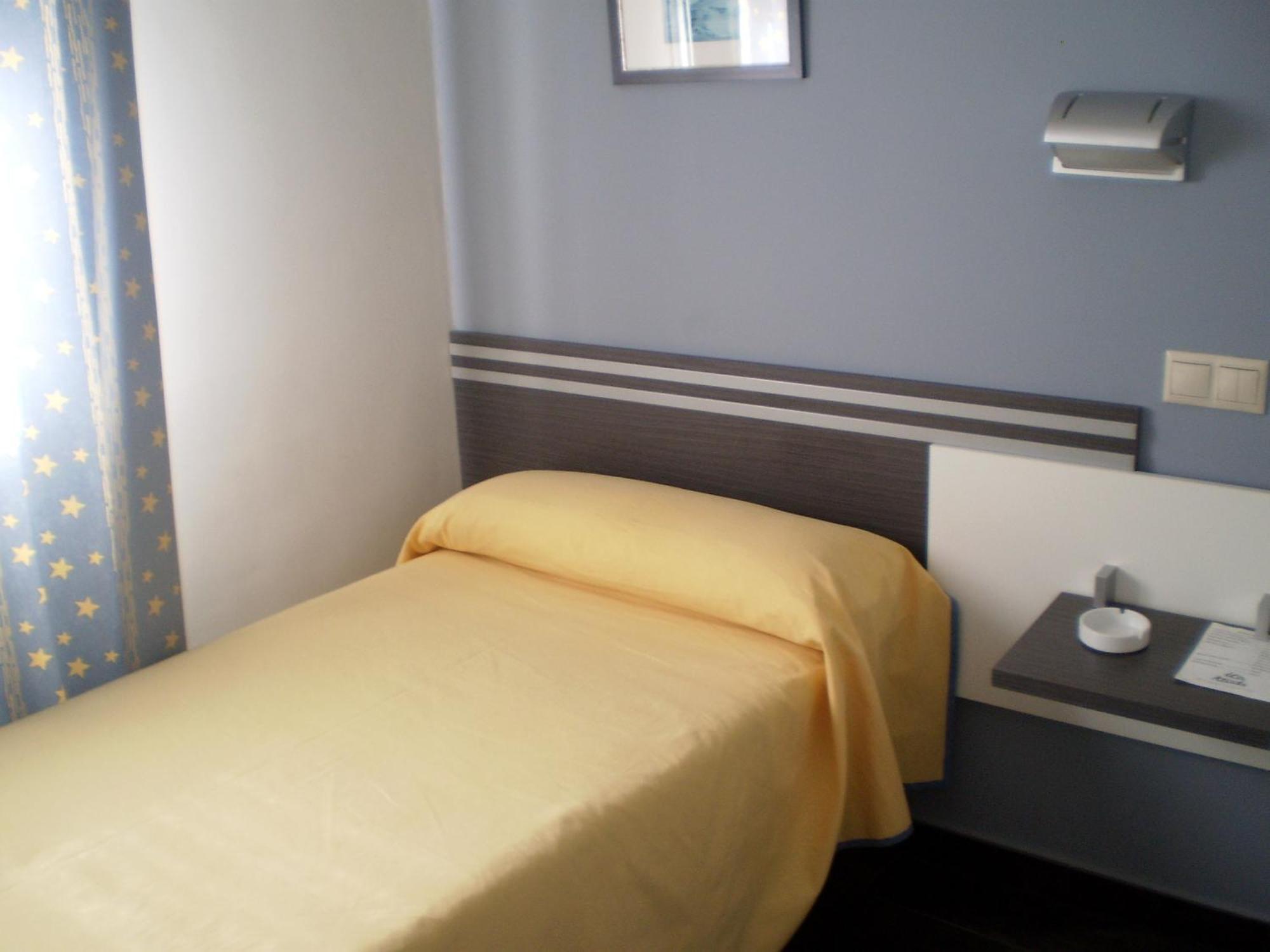 Hostal Rica Posada Guadalajara Ngoại thất bức ảnh