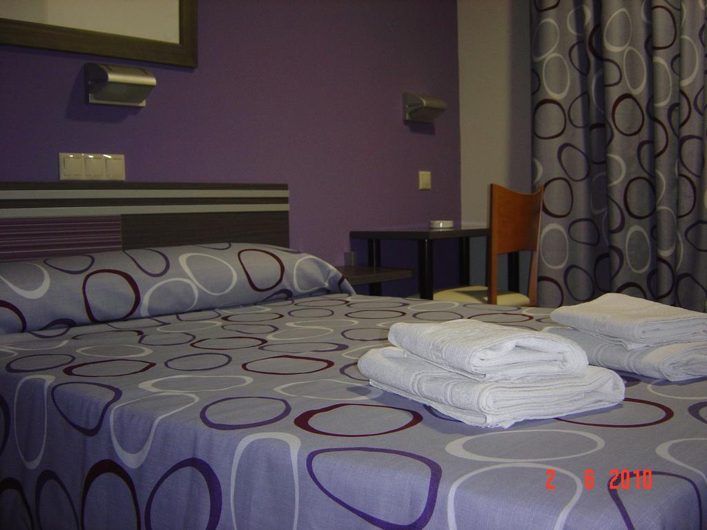 Hostal Rica Posada Guadalajara Ngoại thất bức ảnh